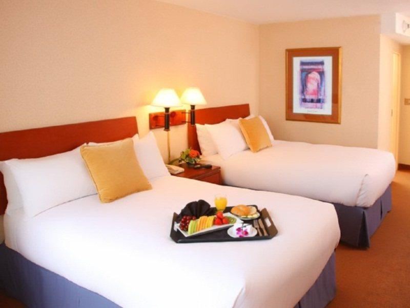 Sheraton Minneapolis Downtown Convention Center Екстер'єр фото